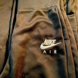 Women’s Nike pants